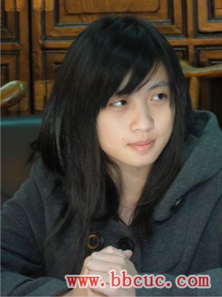 播音班学员谭沁